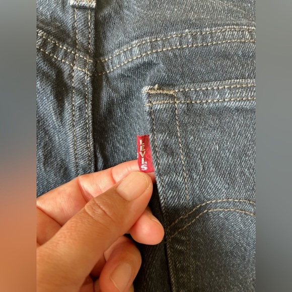 Levi's Premium Wedgie Fit Button
Fly Jean Black size 31 BIG E!!! - Picture 13 of 16